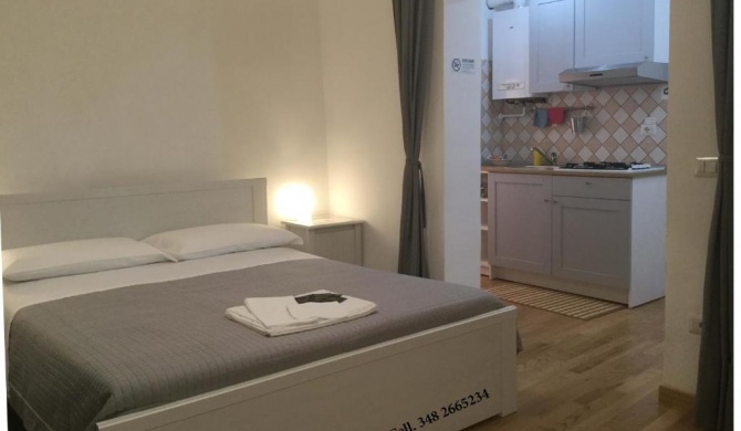 La Piazzetta B&B - Mini appartamento con ingresso indipendente