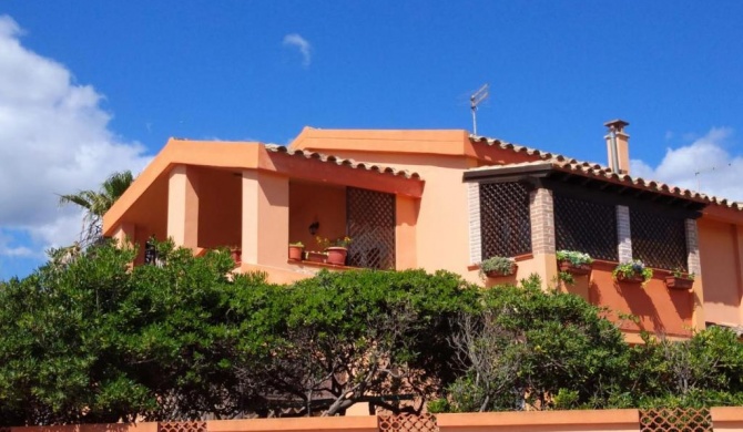 Casa Bon' Aria fronte mare sud Sardegna (P1899)