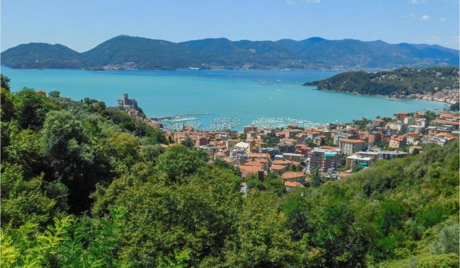 Stunning apartment in La Spezia with 1 Bedrooms and WiFi