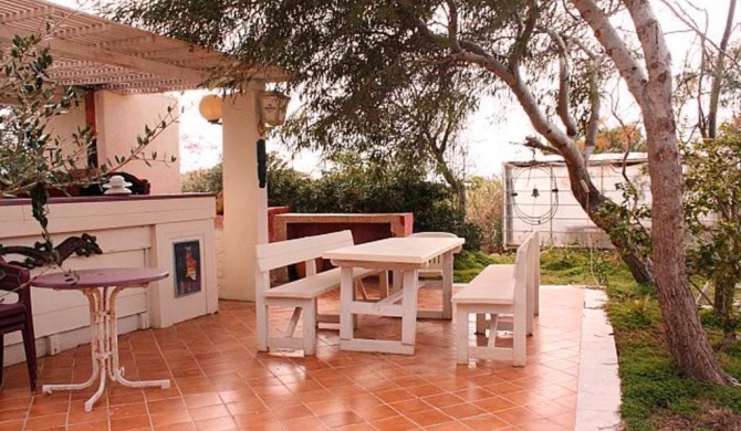 One bedroom house with sea view and garden at Lampedusa 1 km away from the beach