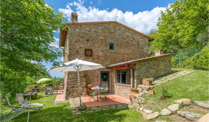 Nice home in Greve in Chianti with 4 Bedrooms and WiFi