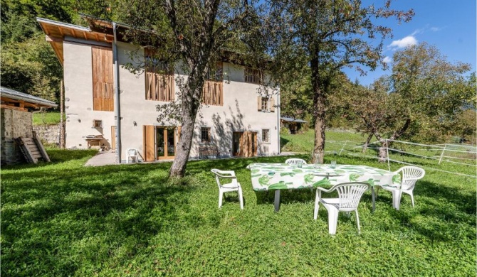 Amazing home in Ledro with WiFi and 3 Bedrooms