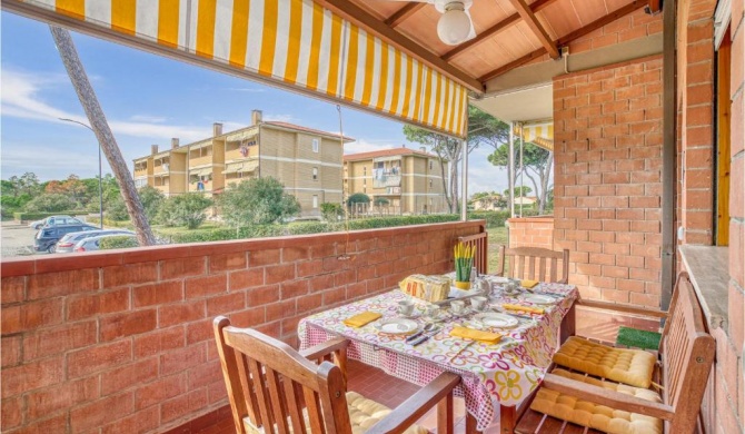 Beautiful apartment in Grosseto with 2 Bedrooms