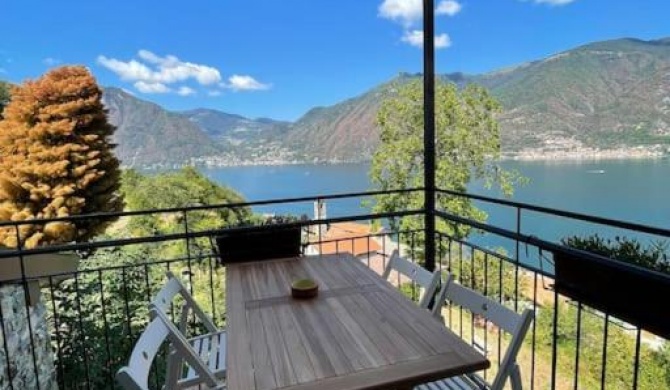 Il Noce Lake View Apartment